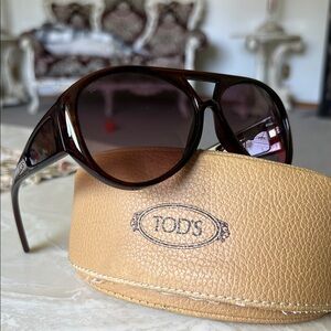 Tod's Brown Aviator Sunglasses with Gradient Lenses